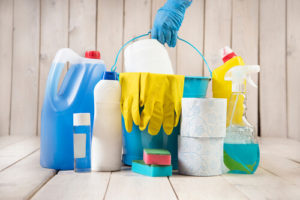 What is a good house cleaning routine?